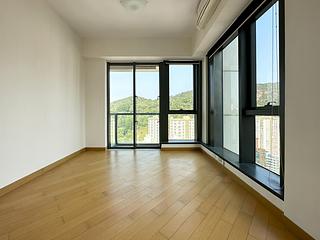 Tai Hang - Warrenwoods 04
