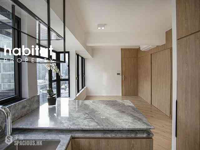 Sai Ying Pun - 111, High Street 03