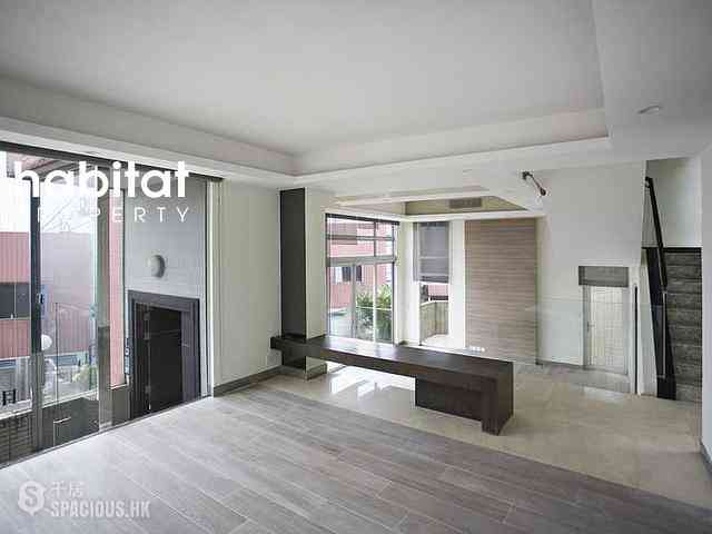 The Peak - Sunshine Villa 01