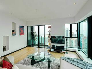Sai Ying Pun - Centre Place 04