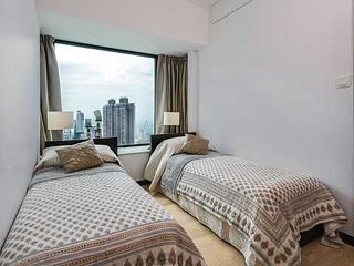 Sai Ying Pun - Centre Place 11
