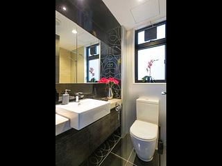 Sai Ying Pun - Centre Place 13