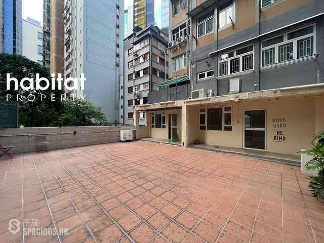 Sheung Wan - Kam Fung Building 01