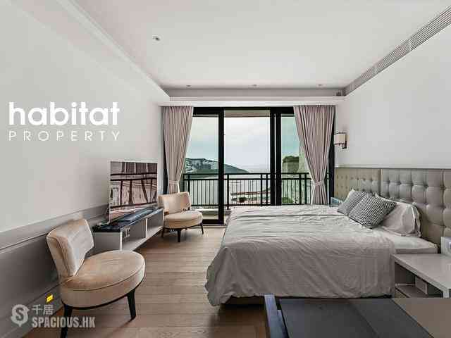 Chung Hom Kok - Pinewaver Villas 15