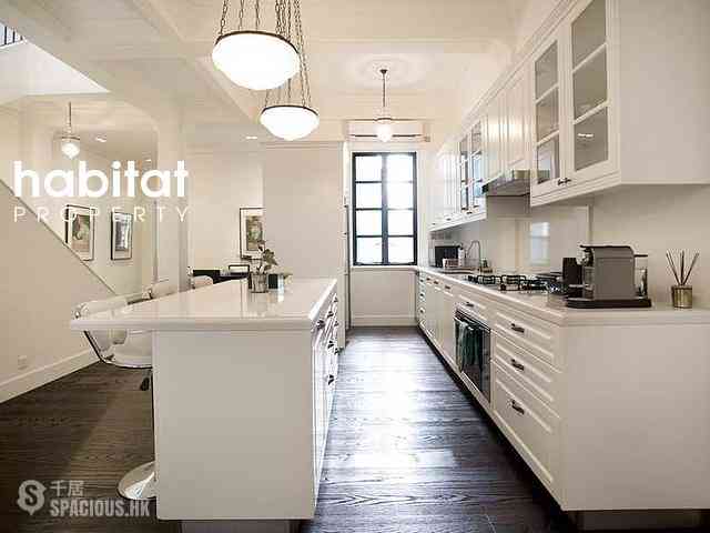 Sai Ying Pun - 35, Bonham Road 04