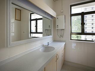 Jardines Lookout - 111, Mount Butler Road 06