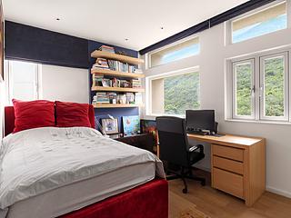Stanley - Faber Court 12