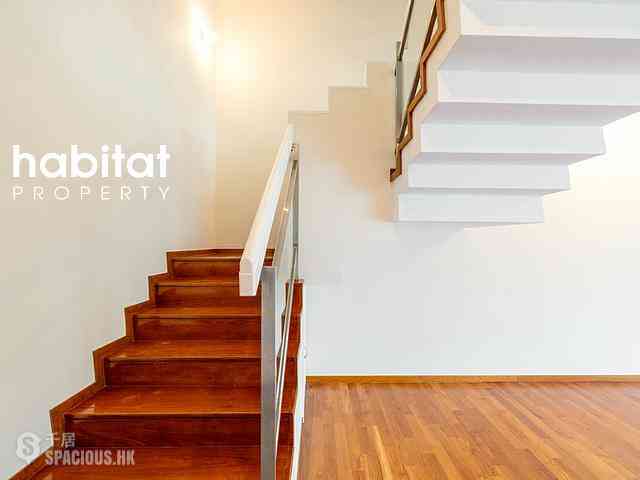 Shouson Hill - Helene Court 16