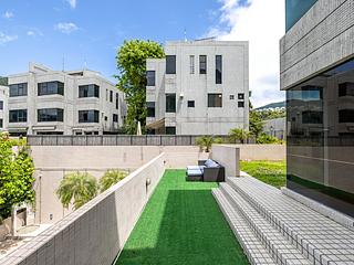 Shouson Hill - Helene Court 17