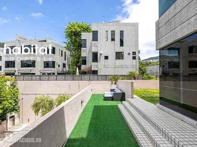 Shouson Hill - Helene Court 17