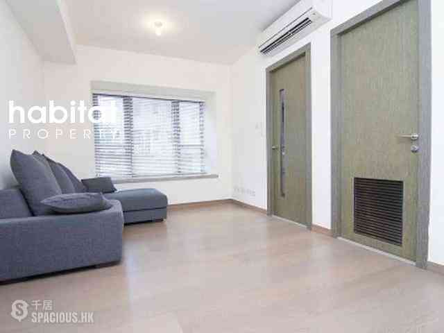Soho - Centrepoint 01