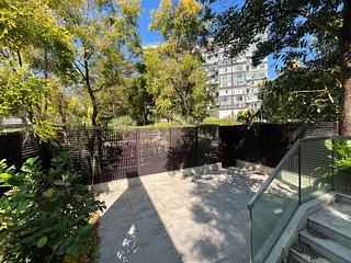 Gold Coast / So Kwun Wat - Avignon 09