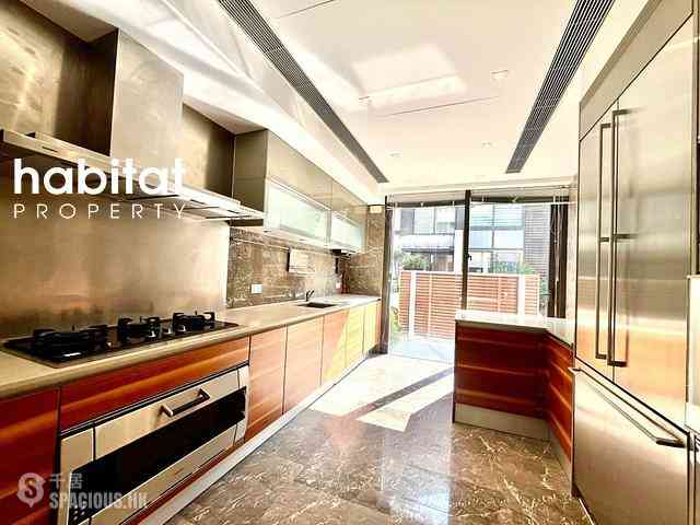Gold Coast / So Kwun Wat - Avignon 16
