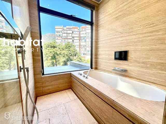 Gold Coast / So Kwun Wat - Avignon 23