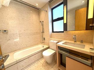 Gold Coast / So Kwun Wat - Avignon 24