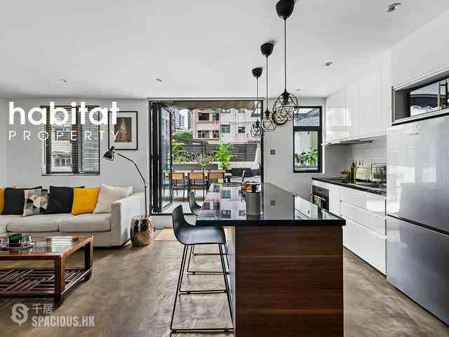 Wan Chai - Kenny Court 01