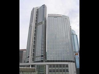 Central - Four Seasons Place 02