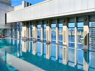 Central - Four Seasons Place 03