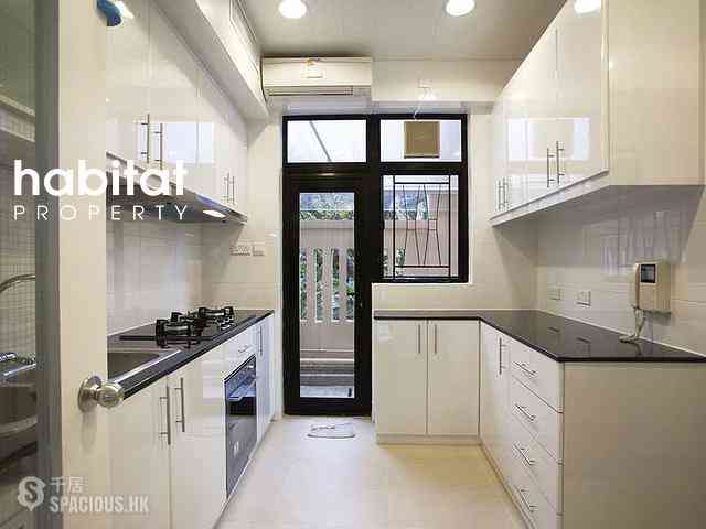 Stanley - Stanley Court 03