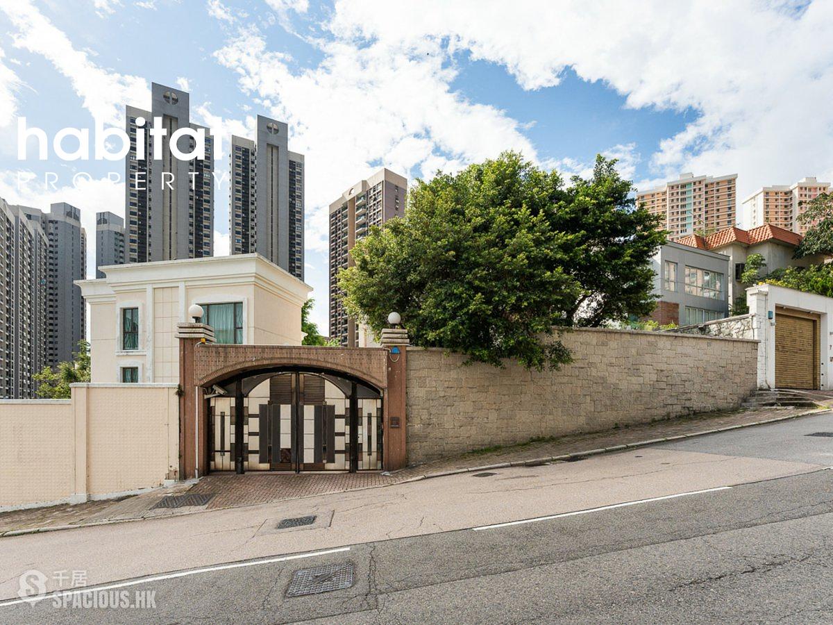 Jardines Lookout - 5, Moorsom Road 01