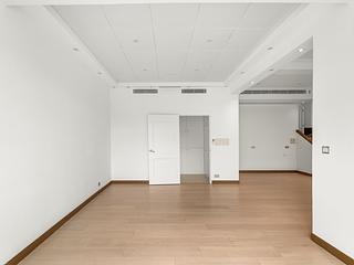 The Peak - Watford Villa 11