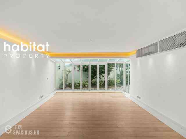 The Peak - Watford Villa 13