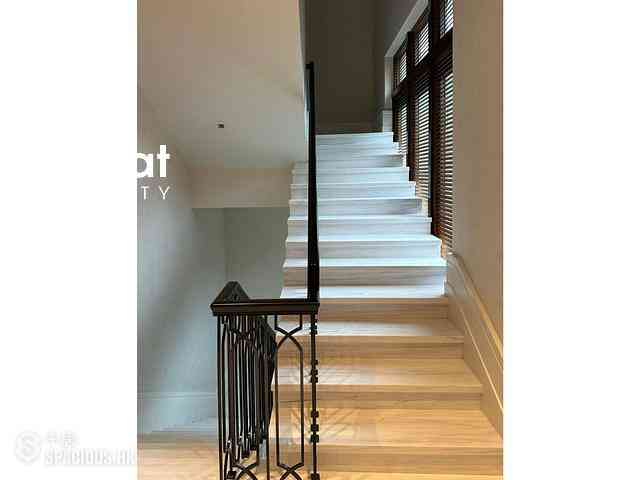 Stubbs Road - Mount Nicholson 07