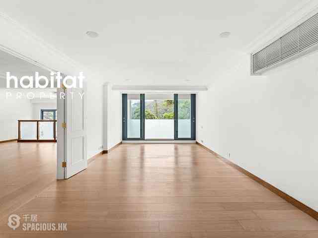 The Peak - Watford Villa 15