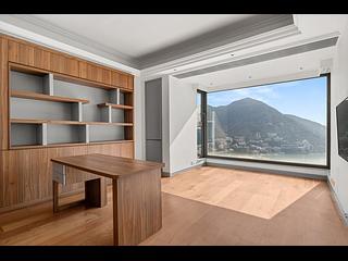 Repulse Bay - The Beachfront 04