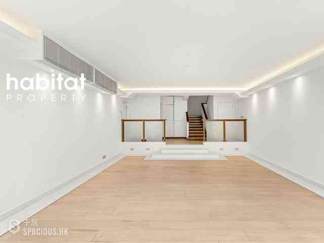 The Peak - Watford Villa 17