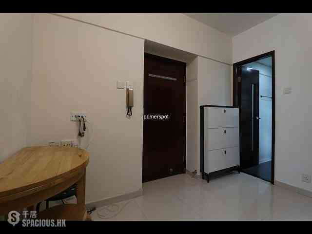Wan Chai - Mountain View Mansion 06