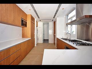 Chung Hom Kok - Hillgrove 18