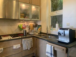 Chung Hom Kok - 33, Cape Road 09