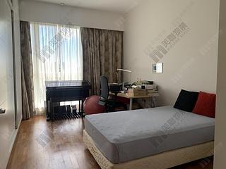 Chung Hom Kok - 33, Cape Road 11