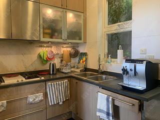 Chung Hom Kok - 33, Cape Road 13