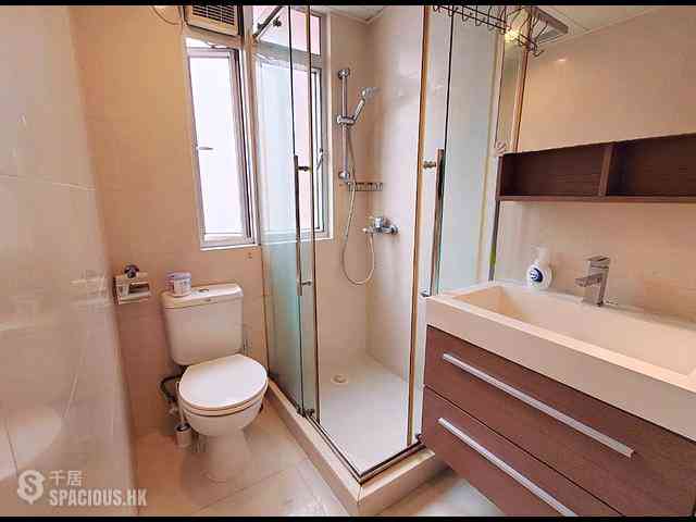 Sheung Wan - Lee Fung Building 04