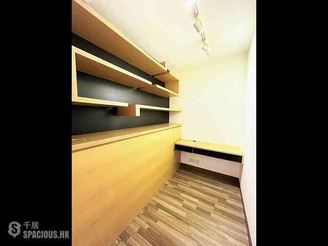 Sheung Wan - Hongway Garden Block A 06