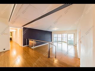 Mid Levels Central - Garden Terrace Block 3 02