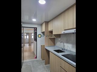 Sai Ying Pun - Tone Hing Building 04