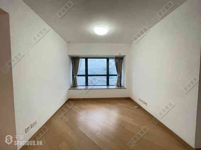 Tai Kok Tsui - The Long Beach Tower 2 01