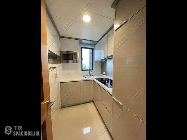 Tai Kok Tsui - The Long Beach Tower 2 06