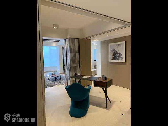 Causeway Bay - Miami Mansion 04