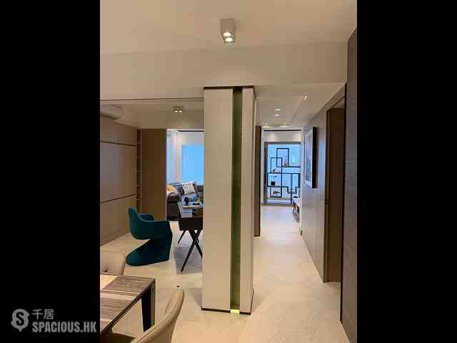 Causeway Bay - Miami Mansion 07