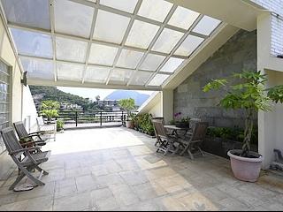 Deep Water Bay - Manderly Garden 15