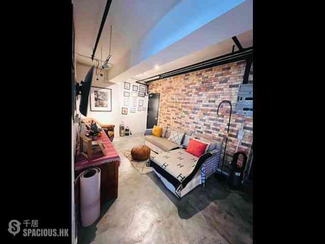 Sai Ying Pun - Siu On Building 05