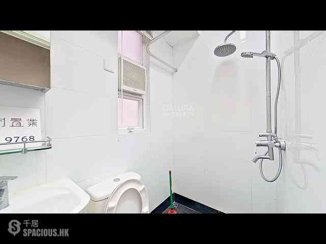 Causeway Bay - Hon Man Mansion 09