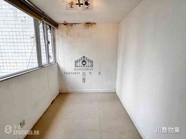 Sheung Wan - 219, Queen's Road Central 07
