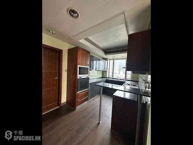 淺水灣 - Grosvenor Place 05