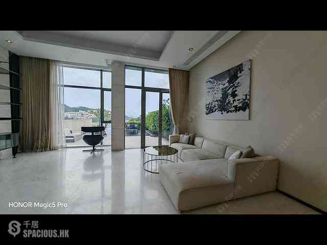 Chung Hom Kok - Scape 14