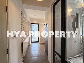 Central - 44, Gough Street 11